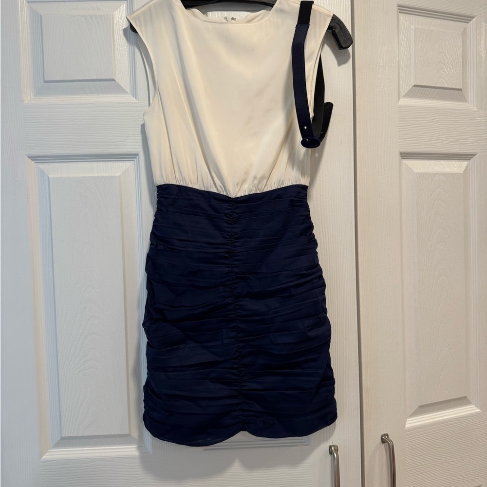 Alice + Olivia Navy and Cream Mini Dress